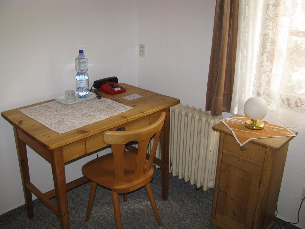 Penzion 102 Pardubice Eksteriør bilde