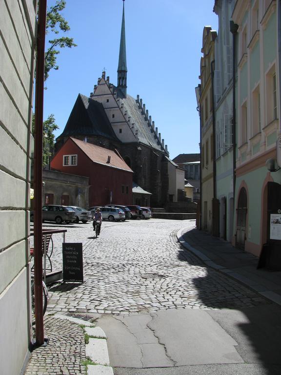 Penzion 102 Pardubice Eksteriør bilde